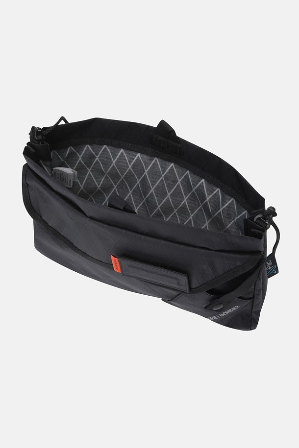 코오롱스포츠-가방 크로스백/토트백-WM 남녀공용 익스퍼트 사코슈 백