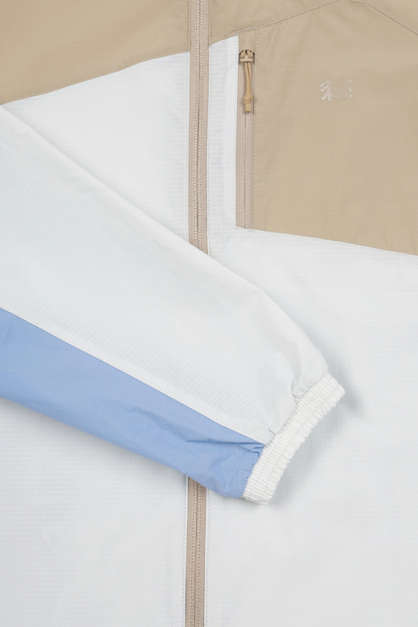 상품 슬라이드 이미지 1