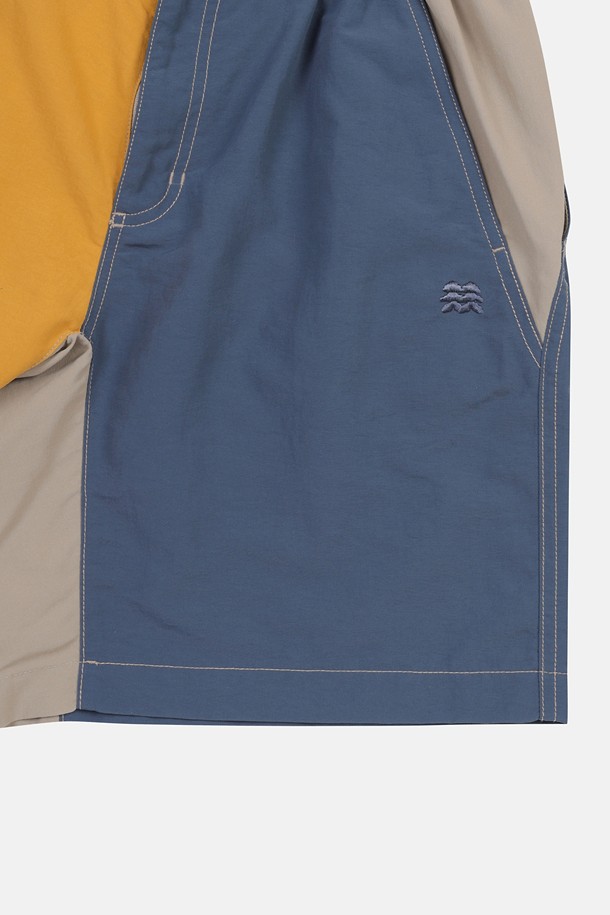 상품 슬라이드 이미지 1