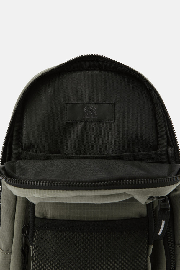 상품 슬라이드 이미지 0