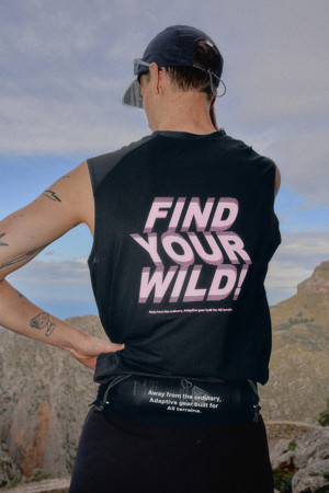 [TRAIL] 남성 그래픽 라운드넥 슬리브리스