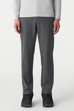 남성 테이퍼드핏 베이직 팬츠