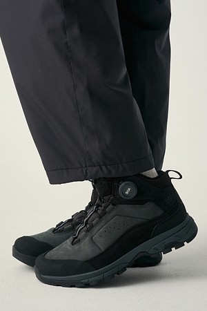 미드컷 하이킹 슈즈 #페더 BOA GTX