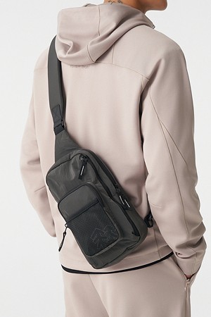 남녀공용 에브리데이 원포켓 슬링백