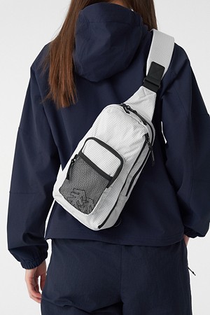 남녀공용 하이킹 원포켓 슬링백