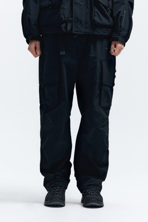 WM 남성 타슬란 아웃포켓 카고 팬츠_BLACK-a
