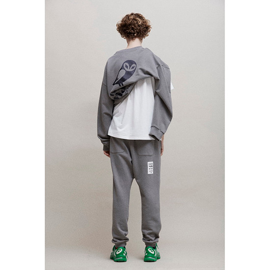 럭키마르쉐(LUCKYMARCHE) 오버사이즈 마르쉐 슈에뜨 스웻셔츠_LQTAW20100GYX