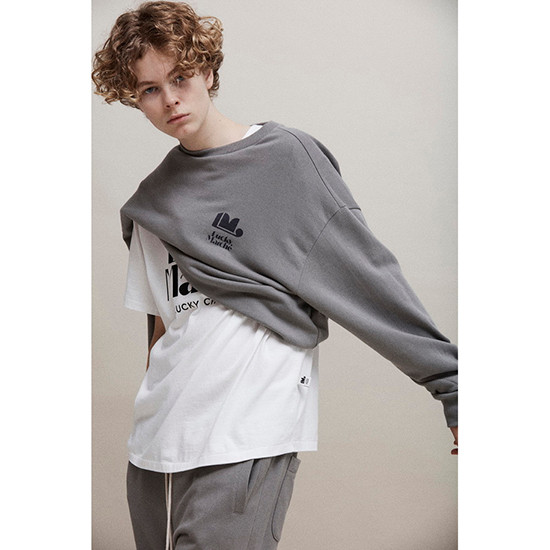 럭키마르쉐(LUCKYMARCHE) 오버사이즈 마르쉐 슈에뜨 스웻셔츠_LQTAW20100GYX
