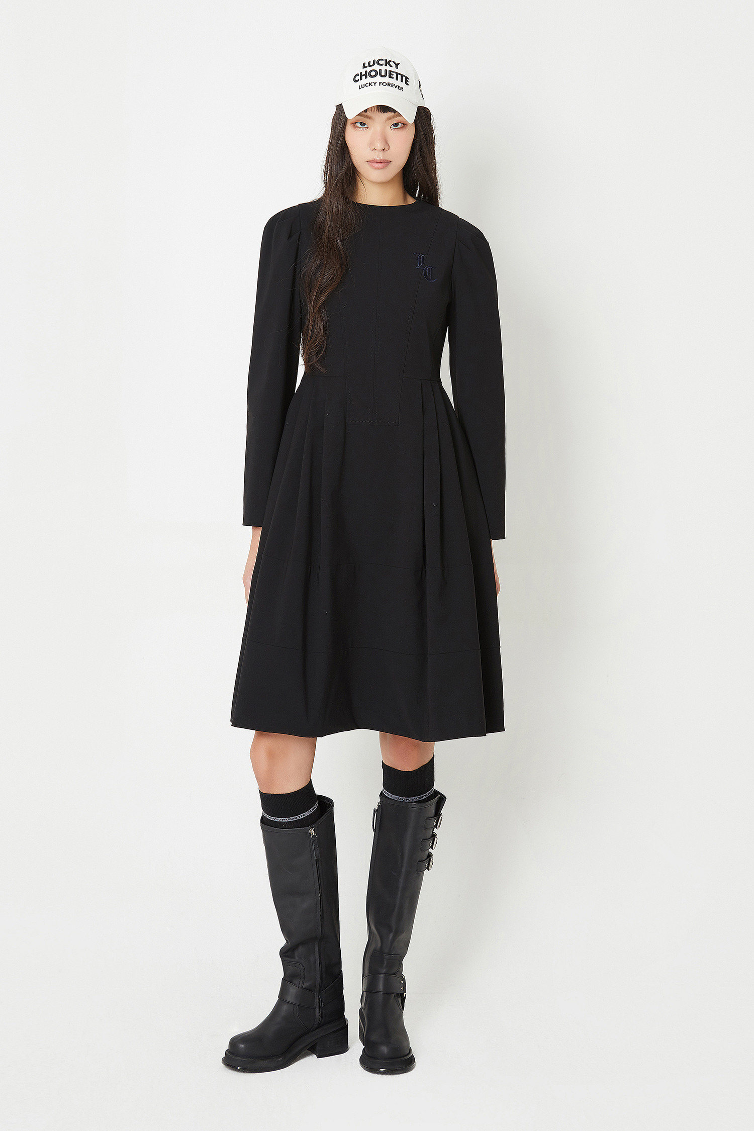 LC Logo Puff Sleeve Dress_LUCKY CHOUETTE