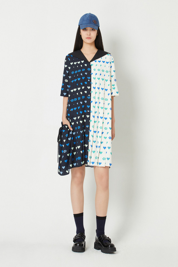 LUCKY CHOUETTE - 원피스 - Heart Pixel Color Block Pleats Short-Sleeved Dress