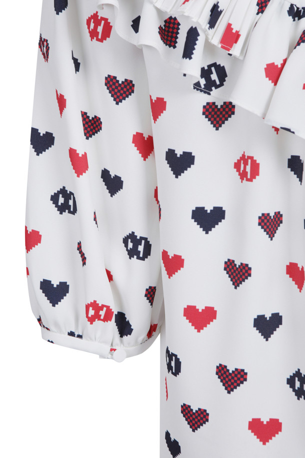 LUCKY CHOUETTE - 블라우스/셔츠 - Frill-point Heart Pixel Print Blouse