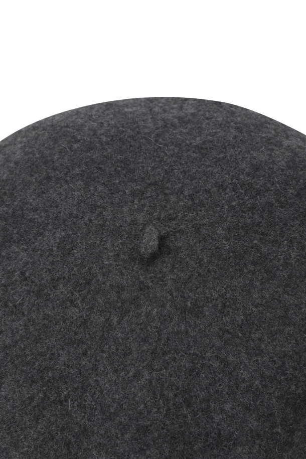 LUCKY CHOUETTE - 모자 - [셀럽착용] Leather Logo Wool Felt Beret