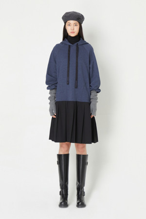 [셀럽착용] Hem Pleated Colored Hooded Jersey Dress