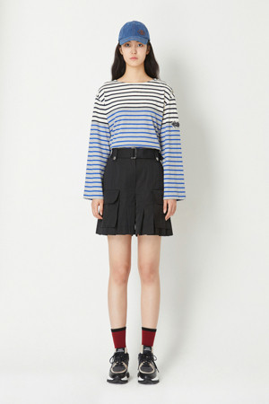 Shoulder Button Point 20 Two-tone Stripes T-shirt