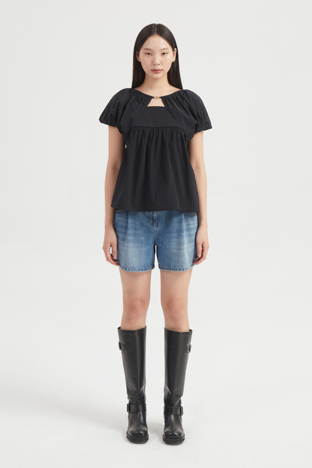 LUCKY CHOUETTE - 블라우스/셔츠 - Sleeve Volume Solid Short-Sleeve Blouse
