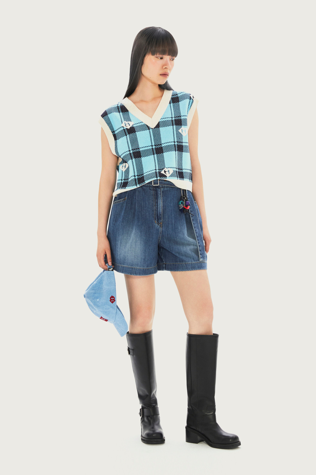 LUCKY CHOUETTE - 쇼트팬츠 - [Re-Order] Tuck Denim Shorts (With Belt)
