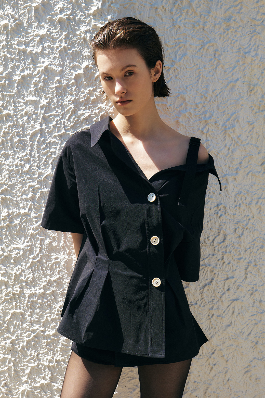 LUCKY CHOUETTE - 블라우스/셔츠 - Shoulder Strap Half Sleeve Blouse