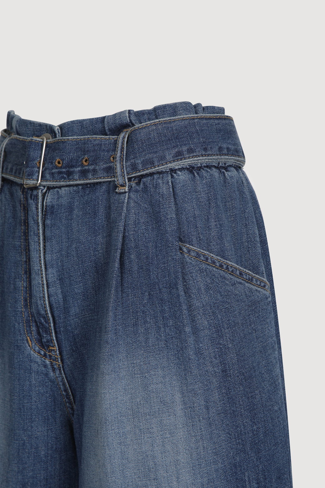 LUCKY CHOUETTE - 쇼트팬츠 - [Re-Order] Tuck Denim Shorts (With Belt)