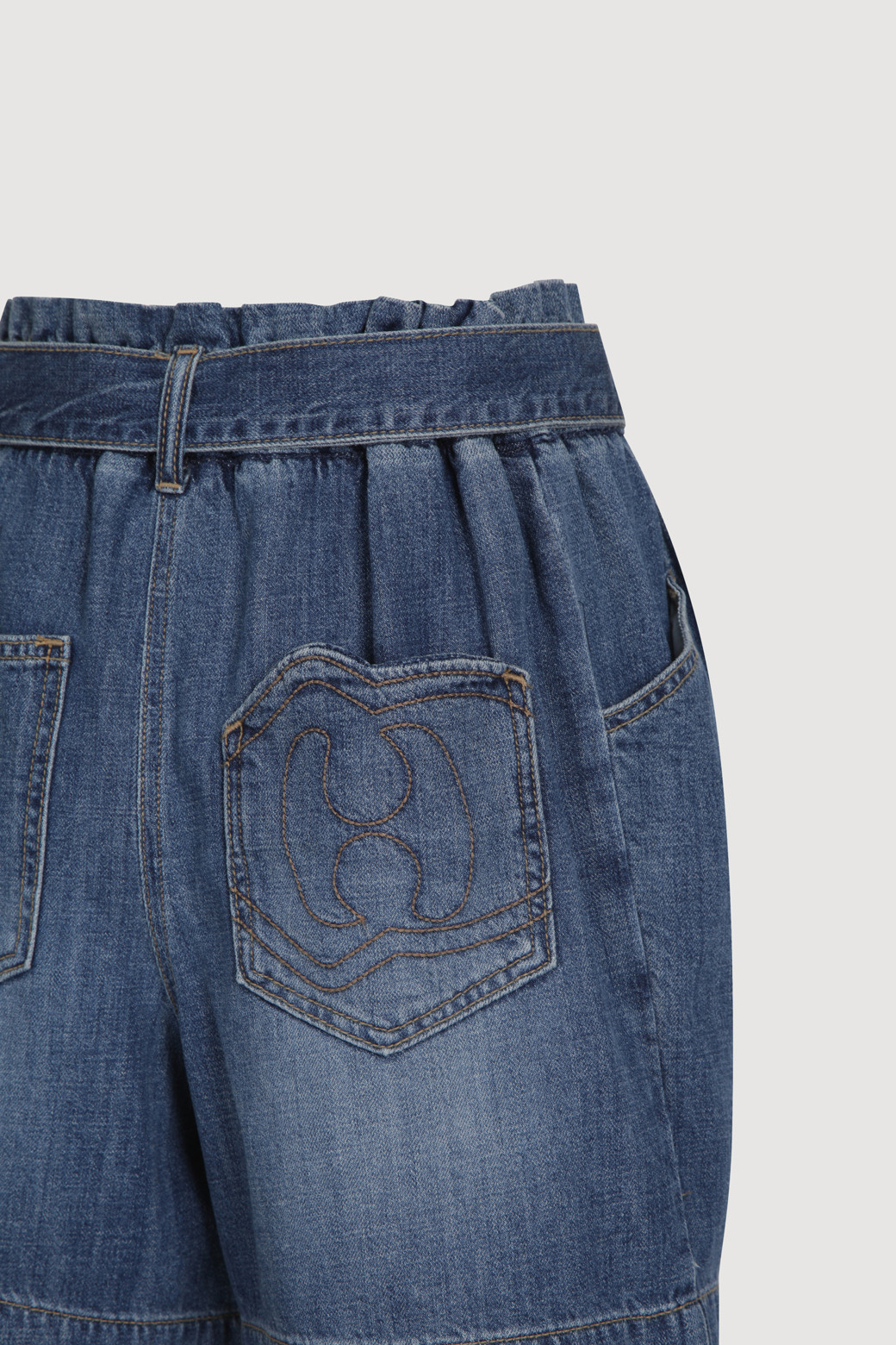 LUCKY CHOUETTE - 쇼트팬츠 - [Re-Order] Tuck Denim Shorts (With Belt)