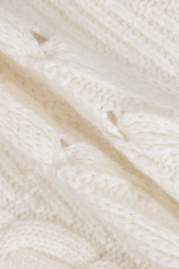 LUCKY CHOUETTE - 스웨터 - [Atelier] Cable Flower Detail Knit Pullover (ivory)