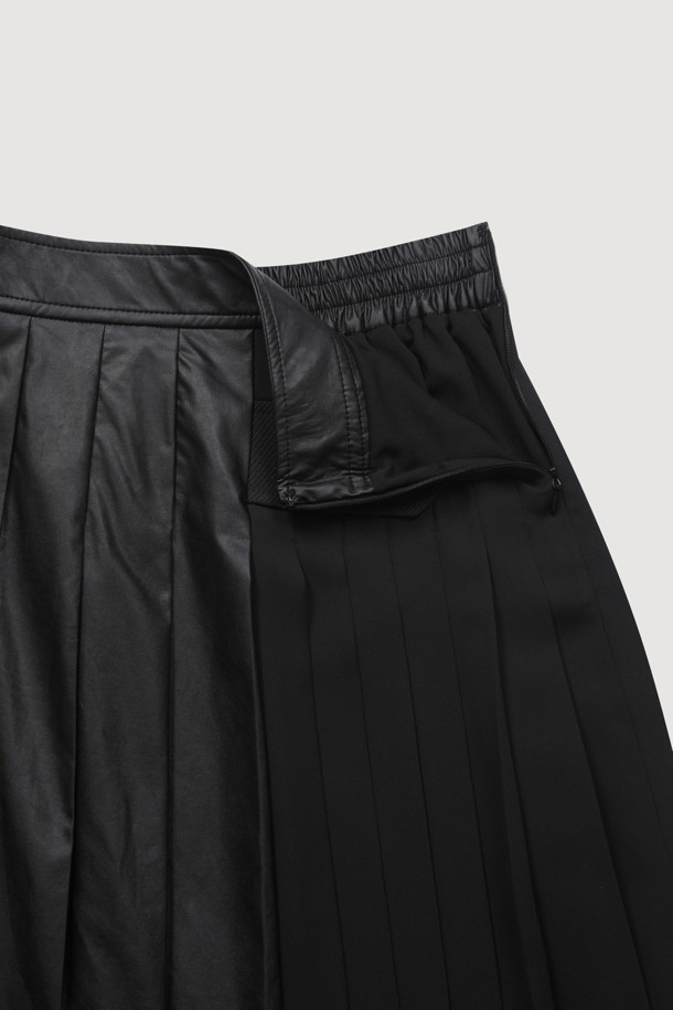 LUCKY CHOUETTE - 스커트/팬츠 - Leather Mix Pleats Skirt