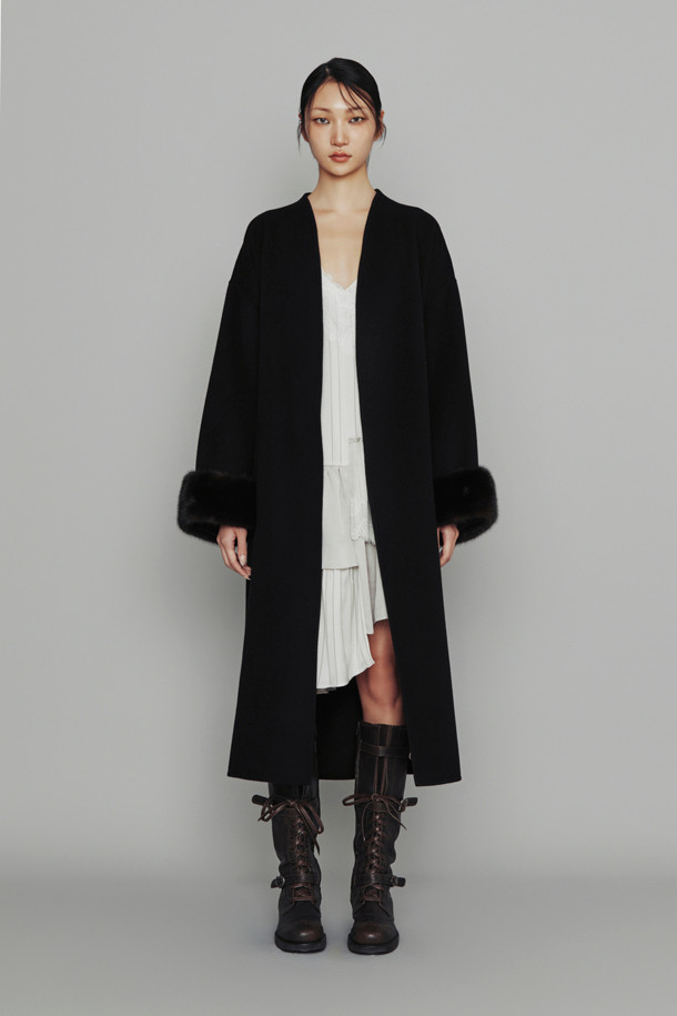 LUCKY CHOUETTE - 코트 - [Atelier] Handmade Detachable Fur Sleeve Belt Long Coat (black)