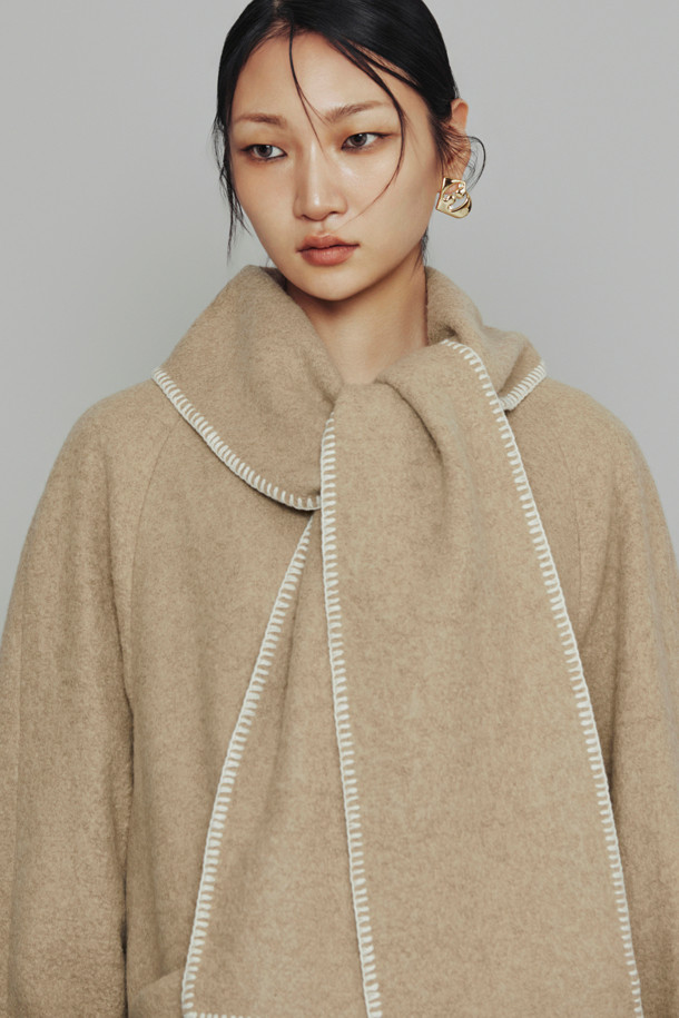 LUCKY CHOUETTE - 코트 - [Atelier] Muffler A-Line Coat (dark beige)