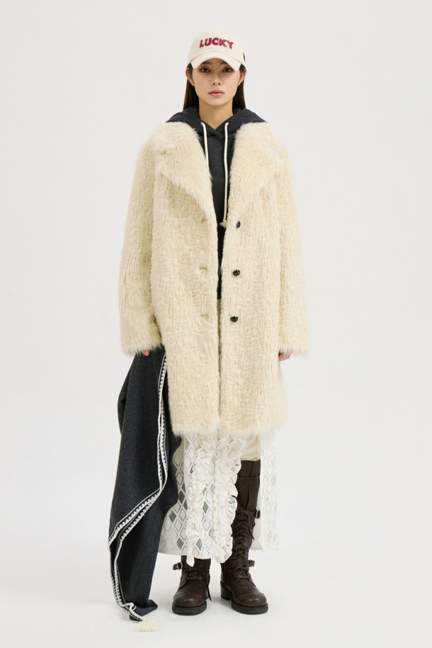 LUCKY CHOUETTE - 코트 - Hairy Fake Fur (AC100) Half Jacket (ivory)