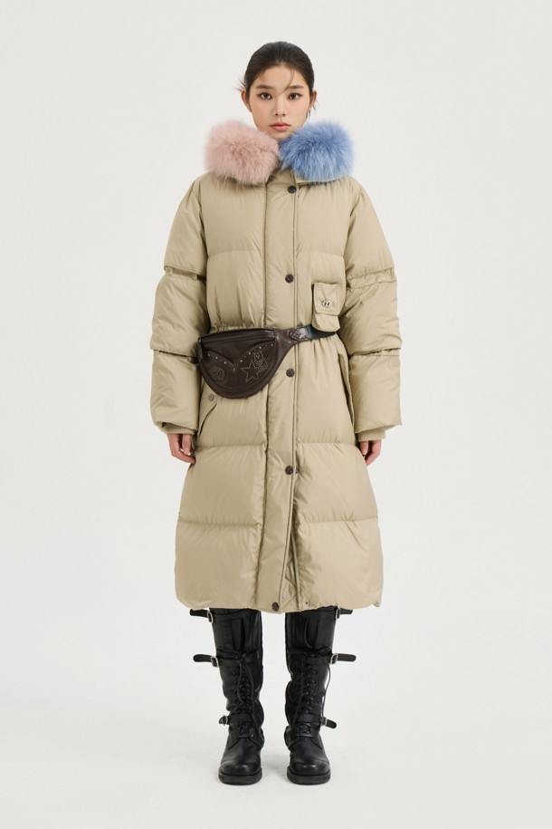 LUCKY CHOUETTE - 패딩 - [Atelier] Color Block Fox Trimming Long Goose Down Coat (light khaki)