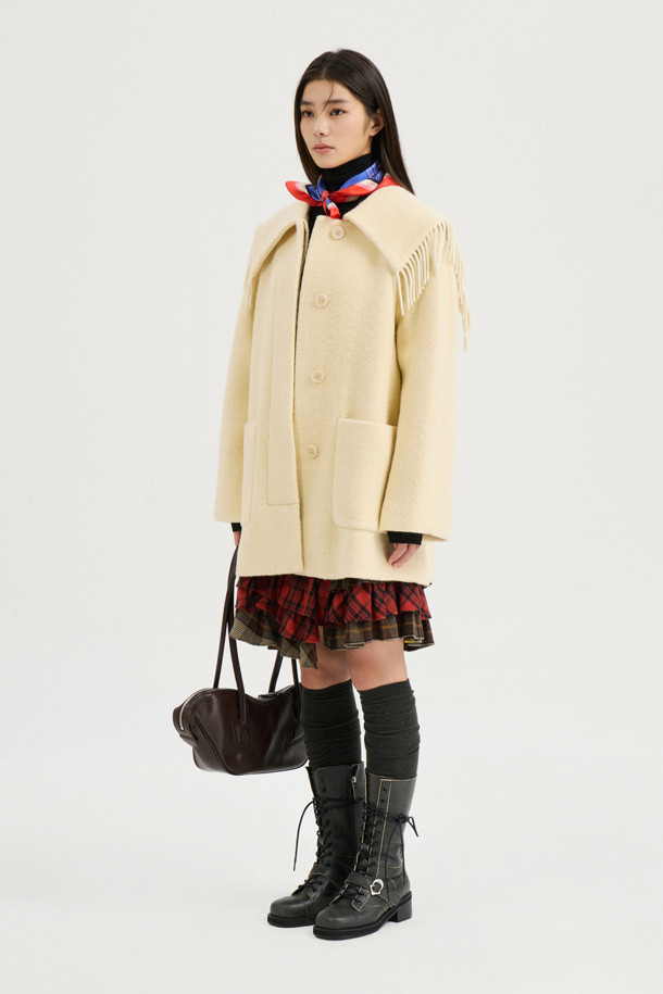 LUCKY CHOUETTE - 코트 - Collar Fringe Half Coat (light beige)