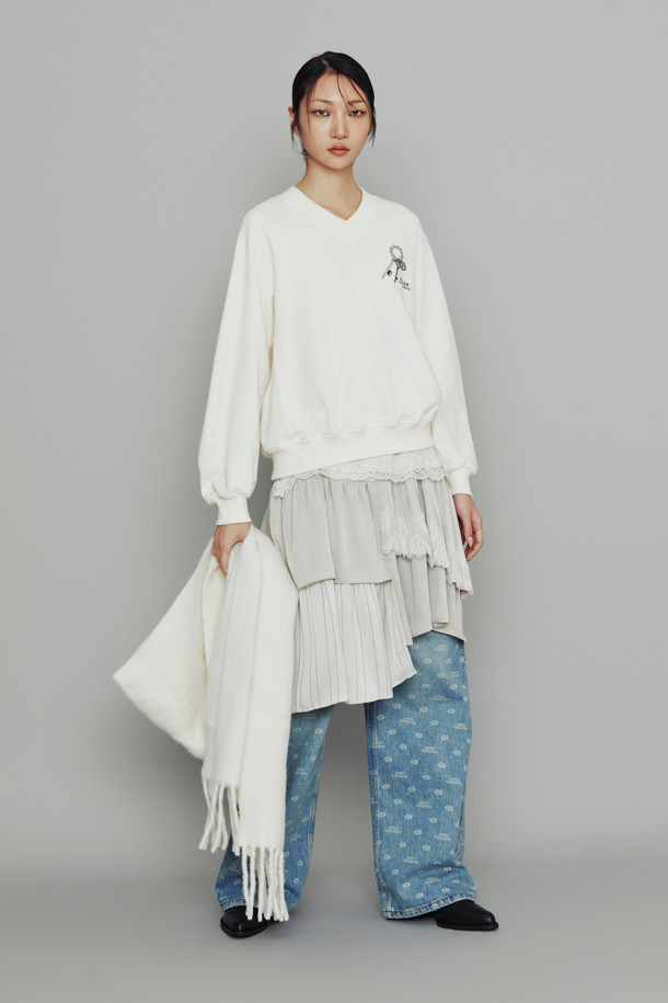 LUCKY CHOUETTE - 스웻셔츠 - [Atelier] Sleeve Volume Sweatshirt (ivory)