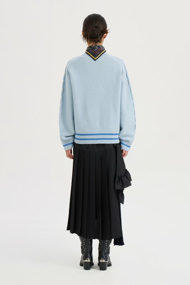 LUCKY CHOUETTE - 스웨터 - [Atelier] One Point Round Neck Knit Pullover (blue)