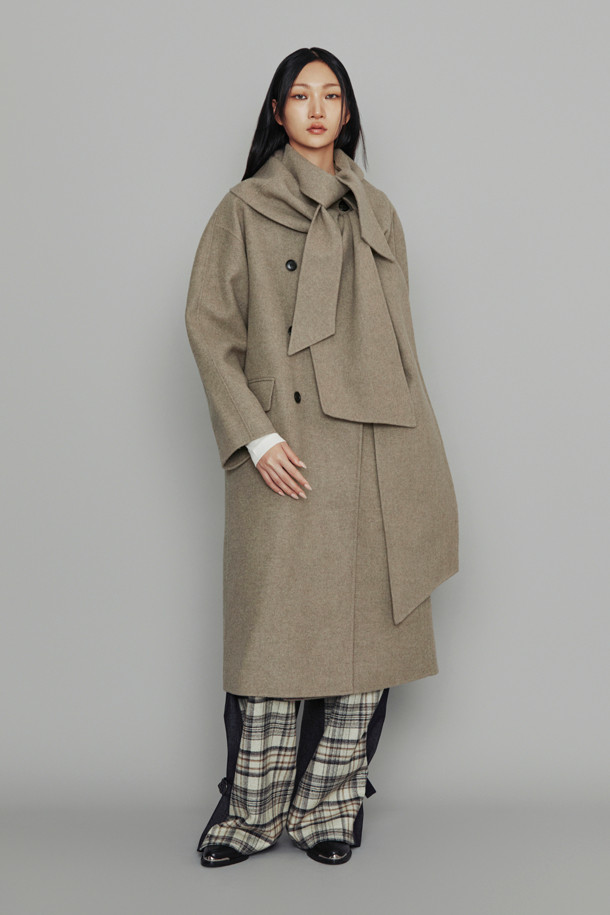 LUCKY CHOUETTE - 코트 - [Atelier] Handmade Detachable Muffler Double Long Coat (melange beige)