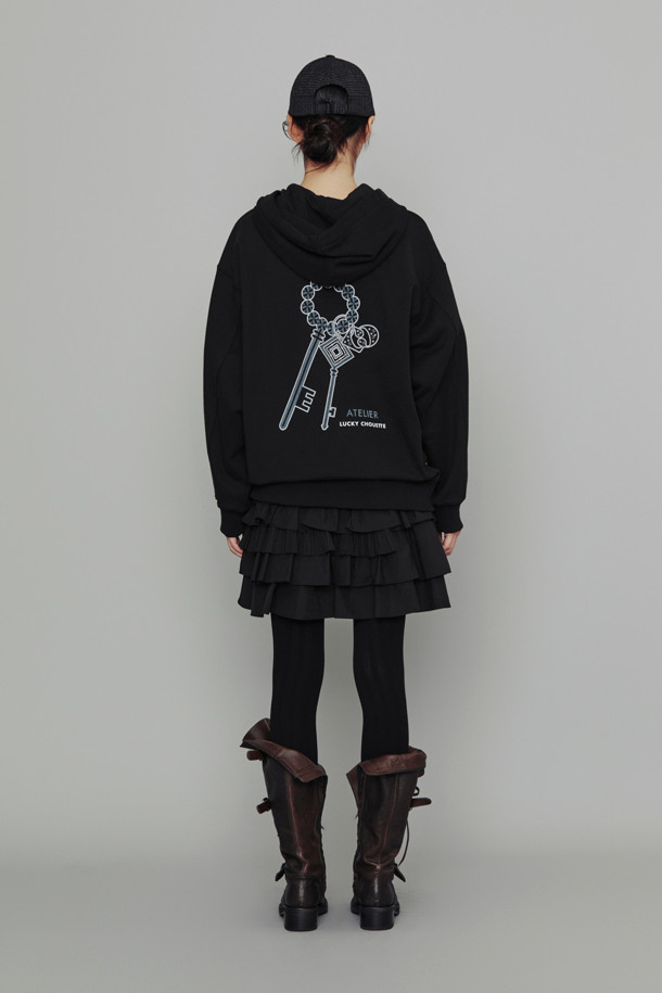 LUCKY CHOUETTE - 후디 - [Atelier] Back Key Point Hood T-Shirt (dark black)