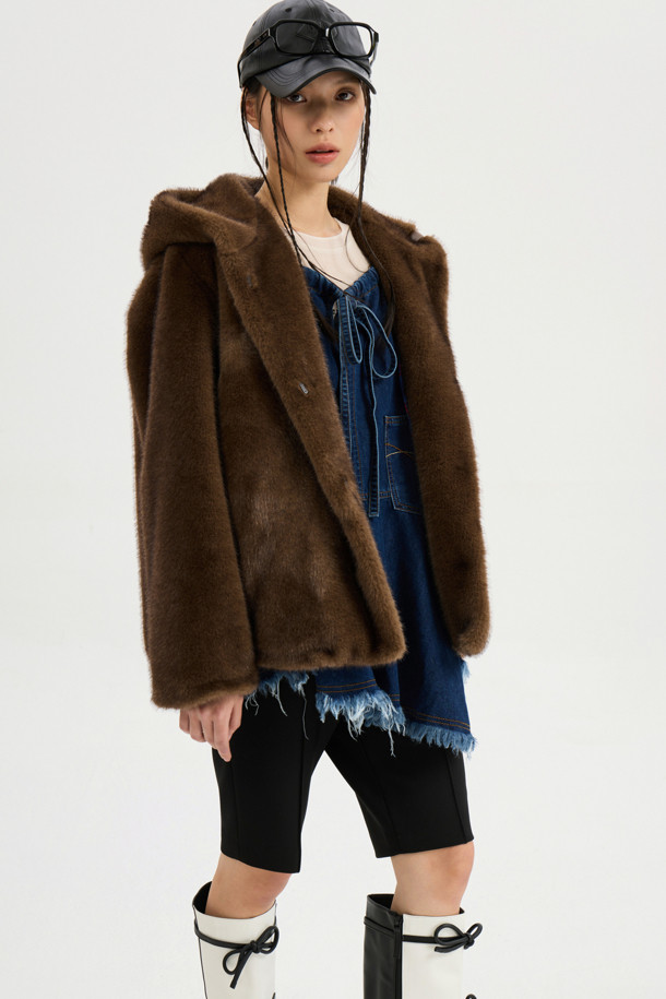 LUCKY CHOUETTE - 점퍼 - [Re-Order] Eco Mink Fake Fur Hood Jumper (brown)