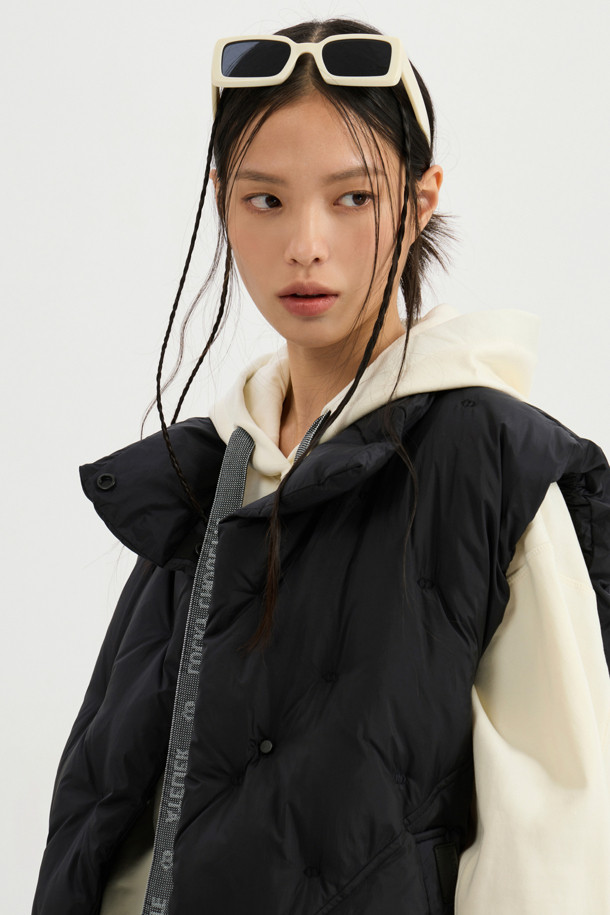 LUCKY CHOUETTE - 패딩 - Embroidery Quilting Goose Down Vest (black)