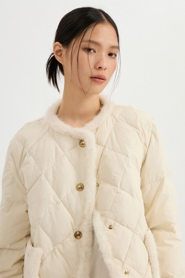 LUCKY CHOUETTE - 패딩 - Mink Trimming Goose Down Jumper (ivory)