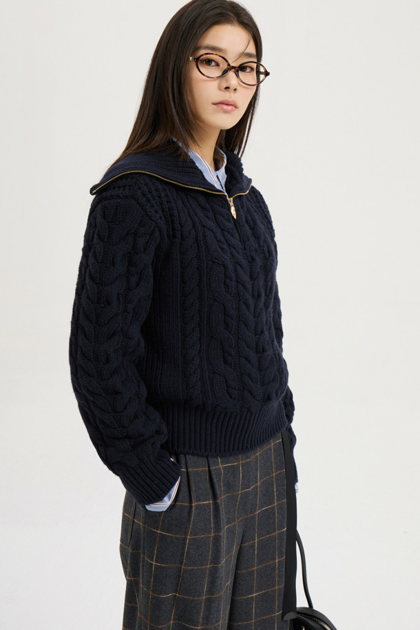 LUCKY CHOUETTE - 스웨터 - [Atelier] Cable Collar Neck Zipper knit Pullover (dark navy)