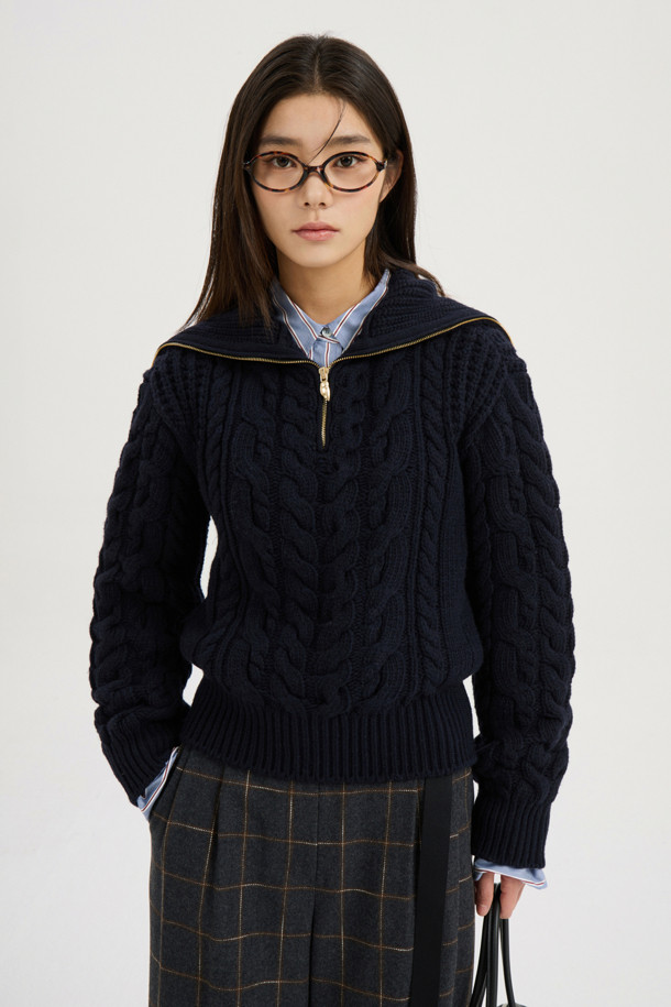 LUCKY CHOUETTE - 스웨터 - [Atelier] Cable Collar Neck Zipper knit Pullover (dark navy)