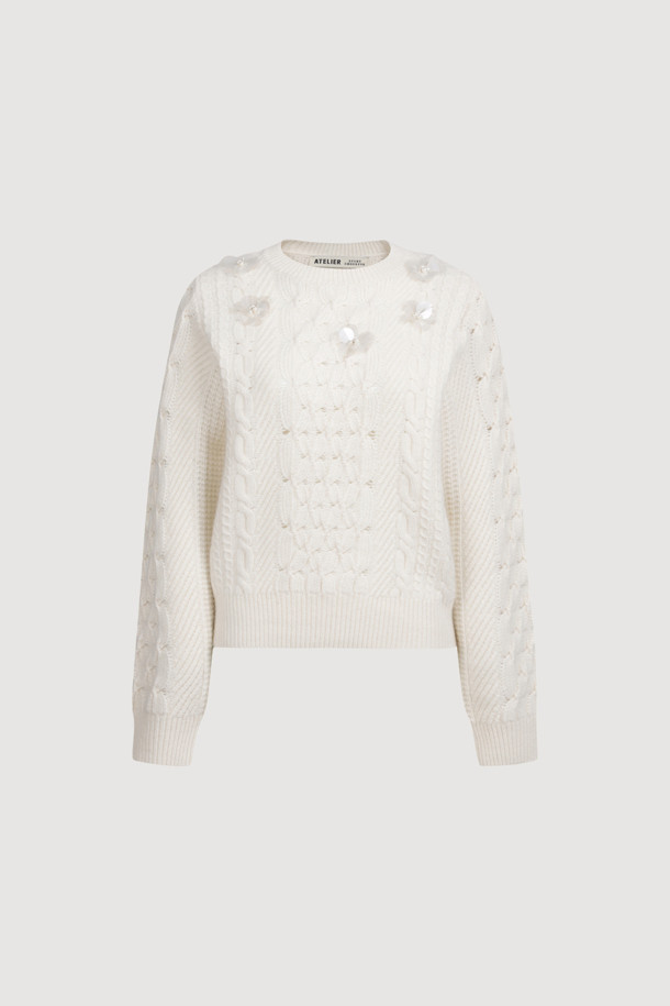 LUCKY CHOUETTE - 스웨터 - [Atelier] Cable Flower Detail Knit Pullover (ivory)