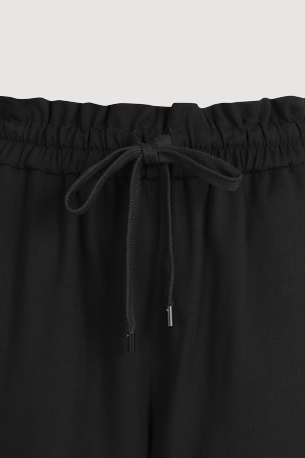 LUCKY CHOUETTE - 롱/미디팬츠 - [Atelier] Frill Point Jogger Banding Pants (black)