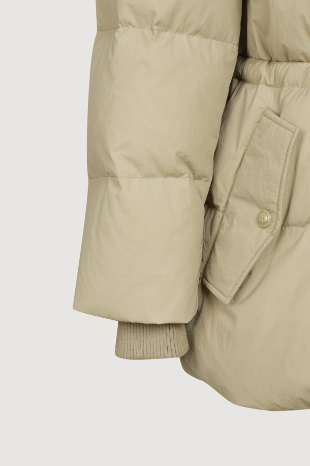 LUCKY CHOUETTE - 패딩 - Detachable Hooded Flare Goose-down Jumper (light khaki)