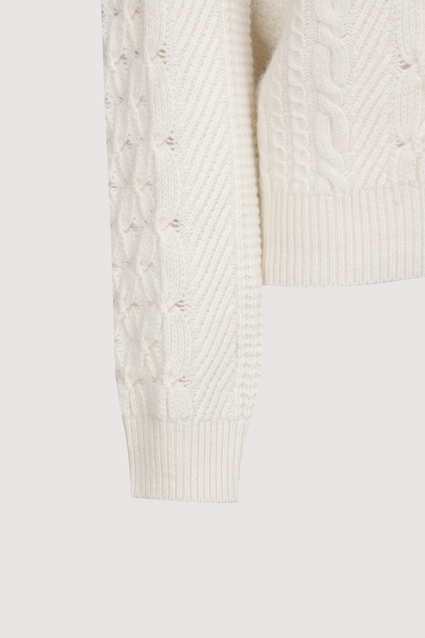 LUCKY CHOUETTE - 스웨터 - [Atelier] Cable Flower Detail Knit Pullover (ivory)