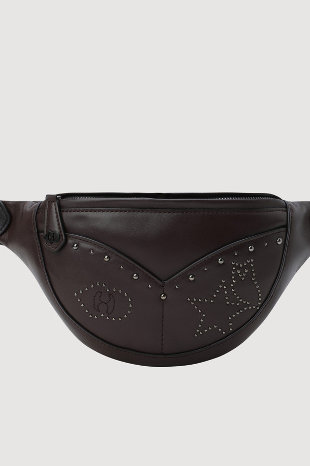 LUCKY CHOUETTE - 클러치/파우치 - [Atelier] Stud Decoration Belt bag (dark brown)