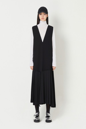 Hem Pleats Coloring Sleeveless Long Dress