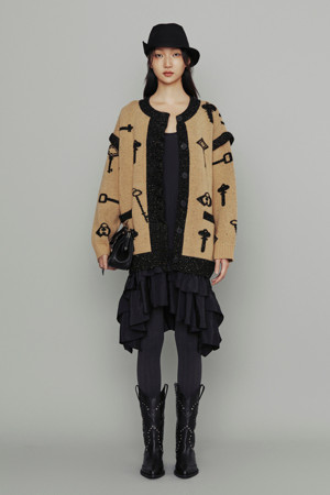 [Re-Order][Atelier] Key Jacquard Frill Knit Cardigan (camel)