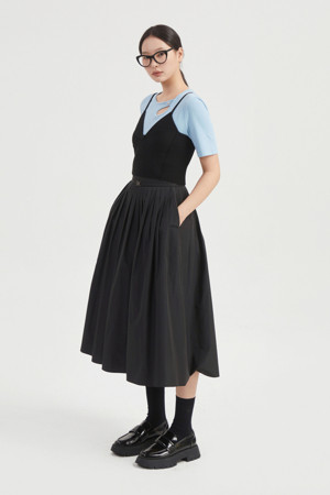 Tuck Point Long Skirt