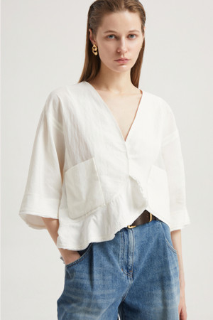 Cardigan-Type Short Linen Jacket