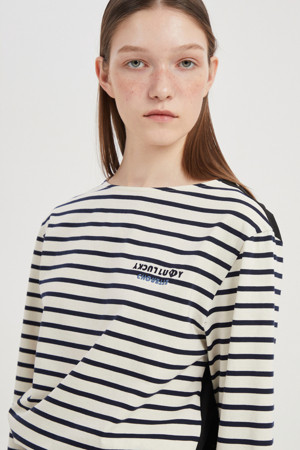 Back Woven Colored Stripe T-shirt (hem smoking embroidery)