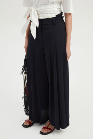 Pleats Wide Pants